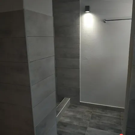Maison Jolie Apartment