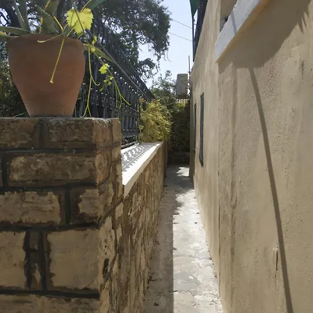 Maison Jolie Vlachopoulatika